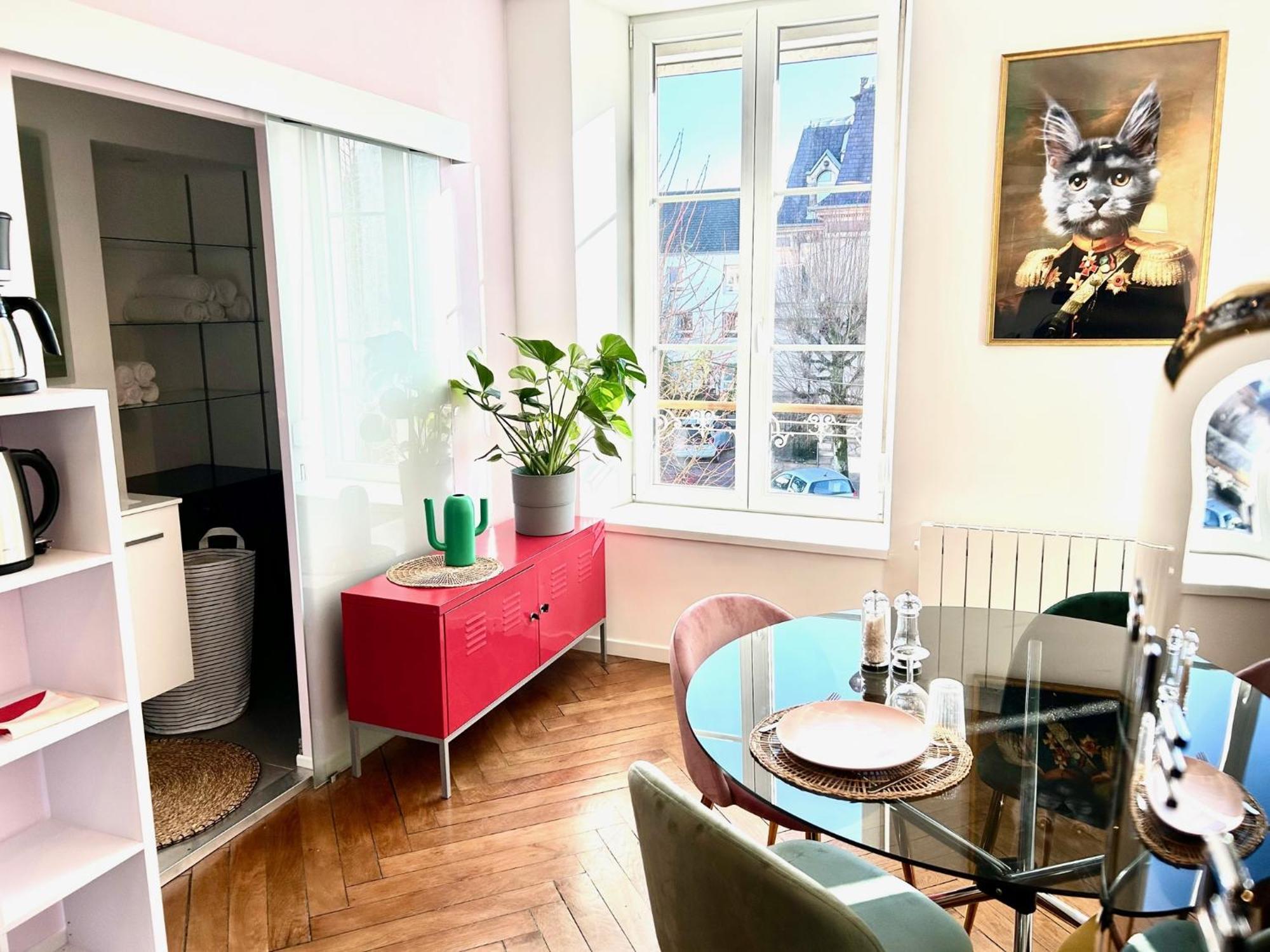 Studio Avenue Remiremont Bagian luar foto